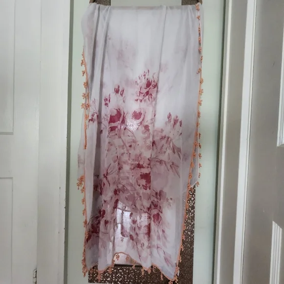 Vera Neumann Floral Sheer Shawl/Scarf with Tassel Trim - Picture 2 of 9